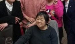 何炅父亲爆料视频大全,揭秘明星背后的家庭故事